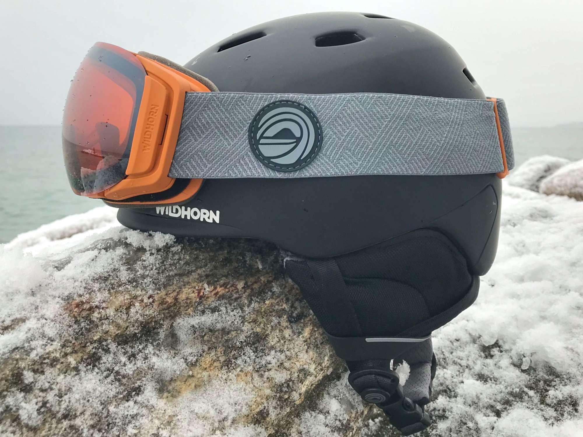 snowboard helmet with bluetooth