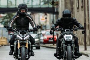 The 12 Most Modern Motorcycle Helmets With Bluetooth For Riders